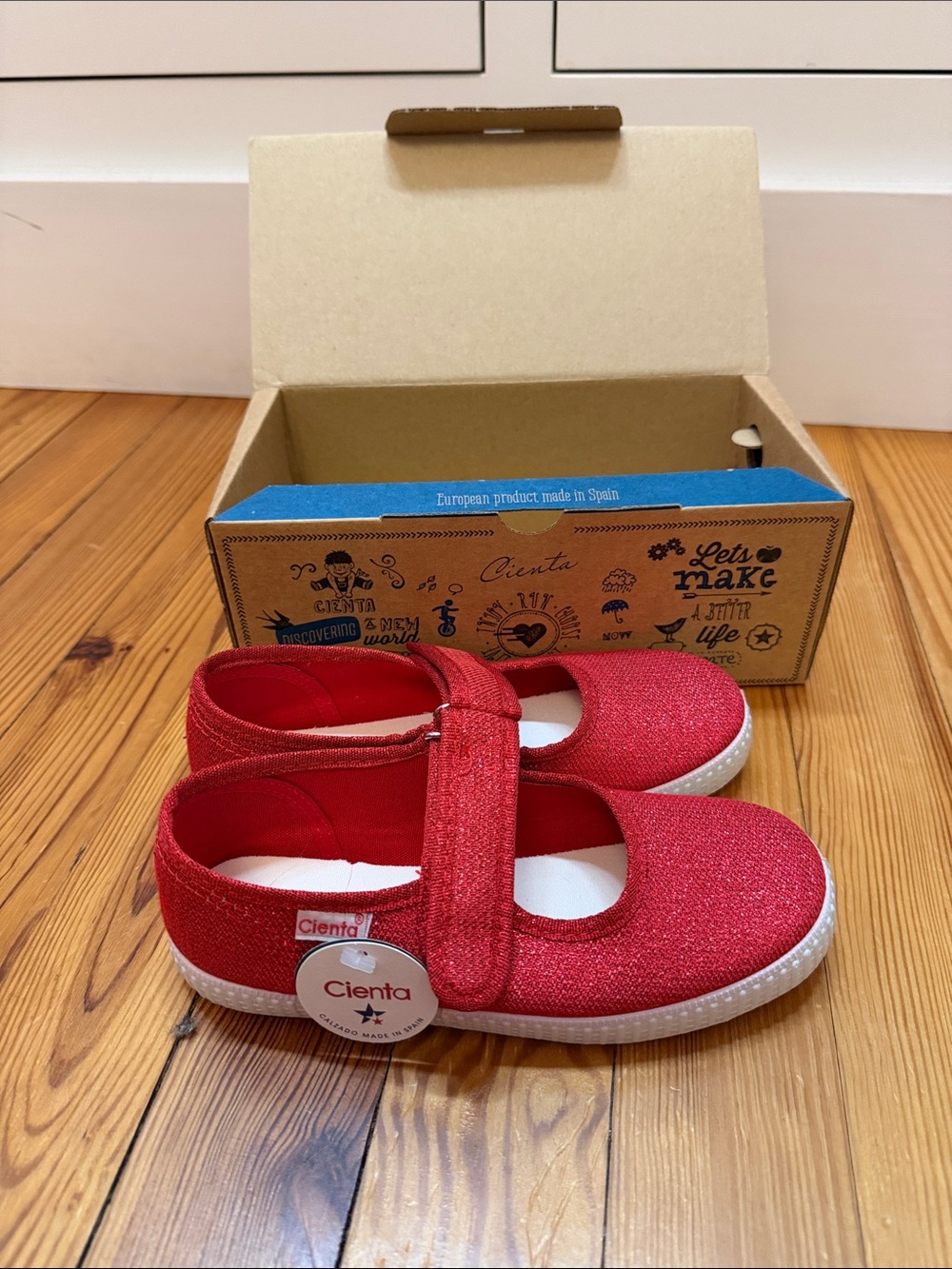 Cienta Red Glitter Mary Jane Kids' Shoes
